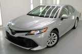Used 2020 Toyota Camry LE image 2