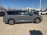 Certified 2022 Chrysler Pacifica Limited image 5