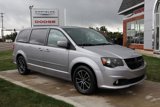 Used 2014 Dodge Grand Caravan SXT w/ Blacktop Package image 2