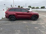 Used 2021 Jeep Grand Cherokee Laredo X image 2