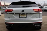 Used 2020 Volkswagen Atlas Cross Sport SE w/ Towing Package image 5