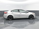 Used 2018 Kia Forte LX w/ LX Popular Package image 4