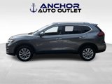 Used 2017 Nissan Rogue SV image 5