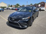 Used 2022 Toyota Camry SE image 2