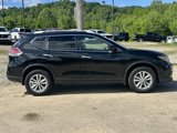 Used 2016 Nissan Rogue SV w/ SV Premium Package image 3