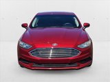Used 2017 Ford Fusion SE image 2