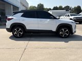 Used 2023 Chevrolet TrailBlazer RS w/ Sun and Liftgate Package image 2