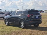 Used 2024 GMC Terrain SLE w/ Driver Convenience Package image 4