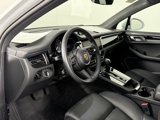 Certified 2024 Porsche Macan image 4
