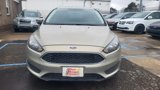 Used 2015 Ford Focus SE image 4