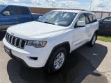 Used 2020 Jeep Grand Cherokee Laredo image 2