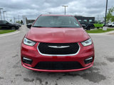 New 2025 Chrysler Pacifica Select image 3