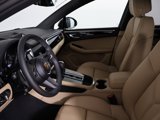 Used 2024 Porsche Macan image 4