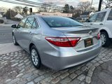 Used 2017 Toyota Camry LE image 4