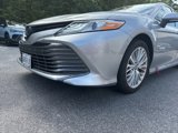 Used 2020 Toyota Camry XLE image 3