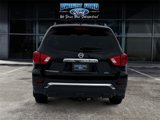 Used 2017 Nissan Pathfinder S image 4