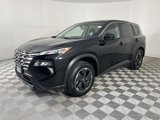 Used 2024 Nissan Rogue SV image 3