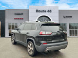 Used 2019 Jeep Cherokee Limited w/ Luxury Group image 4