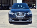 Used 2020 Nissan Kicks S image 2