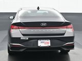 Used 2023 Hyundai Elantra SEL w/ Convenience Package image 5