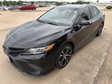 Used 2018 Toyota Camry SE image 3