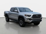 Used 2021 Toyota Tacoma TRD Off-Road image 3