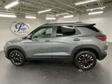 Used 2022 Chevrolet TrailBlazer LT image 2