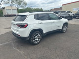 Used 2022 Jeep Compass Latitude w/ Sun and Sound Group image 3