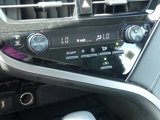 Used 2023 Toyota Camry SE image 6