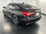 Used 2018 Honda Accord Sport image 3