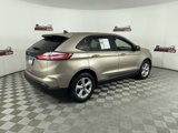 Used 2020 Ford Edge SE image 4
