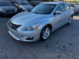 Used 2015 Nissan Altima 2.5 SL w/ Technology Package image 2