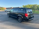 Used 2018 Dodge Grand Caravan GT image 3