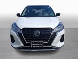 Used 2021 Nissan Kicks SV image 2