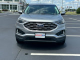 Used 2023 Ford Edge Titanium image 2