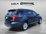 Used 2017 Ford Explorer XLT image 4