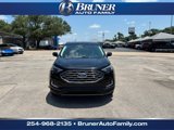Used 2022 Ford Edge Titanium image 2