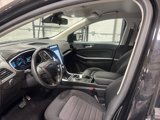 Used 2021 Ford Edge SE image 5