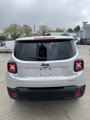 Used 2016 Jeep Renegade Latitude w/ Popular Equipment Group image 6
