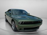Used 2019 Dodge Challenger SXT image 4