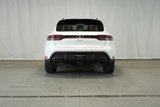 New 2025 Porsche Macan image 4