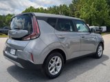Used 2024 Kia Soul LX w/ Option Group 015 image 4