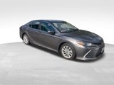 Used 2021 Toyota Camry LE image 6