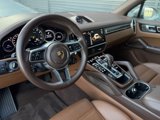 Used 2023 Porsche Cayenne Platinum Edition image 3