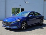 Used 2023 Hyundai Elantra Limited image 3