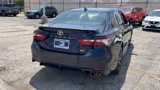 Used 2021 Toyota Camry SE image 5