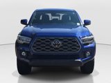 Used 2022 Toyota Tacoma TRD Off-Road image 2