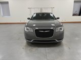 Used 2018 Chrysler 300 Touring image 3