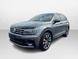 Used 2020 Volkswagen Tiguan SEL Premium R-Line image 2