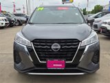 Certified 2024 Nissan Kicks SV image 2